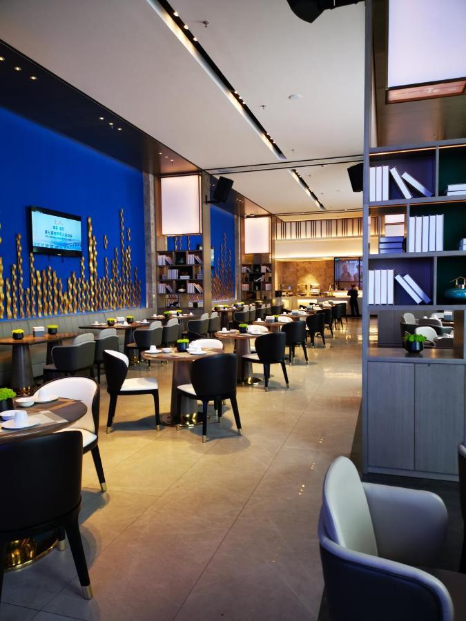 Tian Yi International Hotel 天艺国际酒店 Phnom Penh Esterno foto