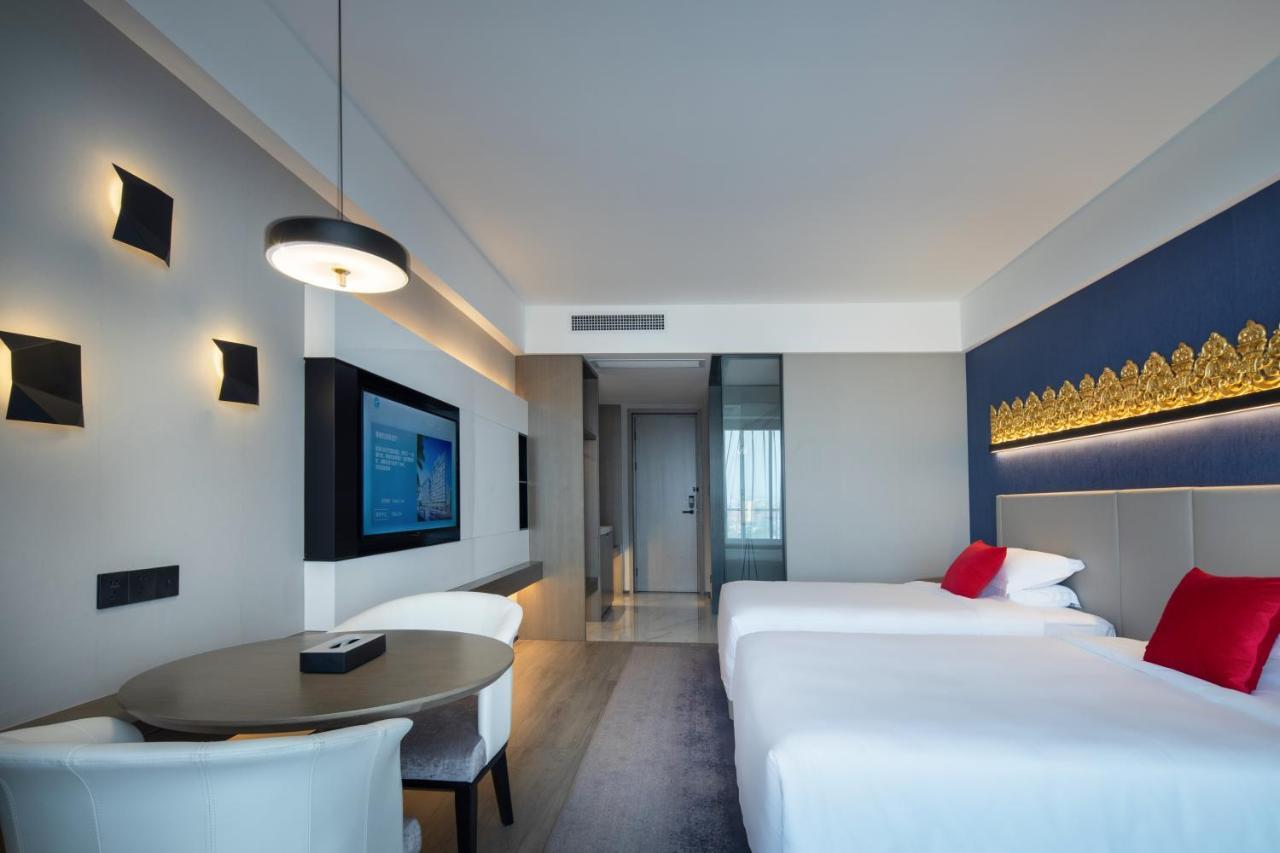 Tian Yi International Hotel 天艺国际酒店 Phnom Penh Esterno foto