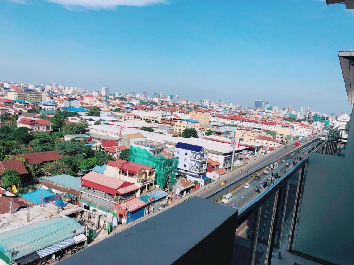 Tian Yi International Hotel 天艺国际酒店 Phnom Penh Esterno foto